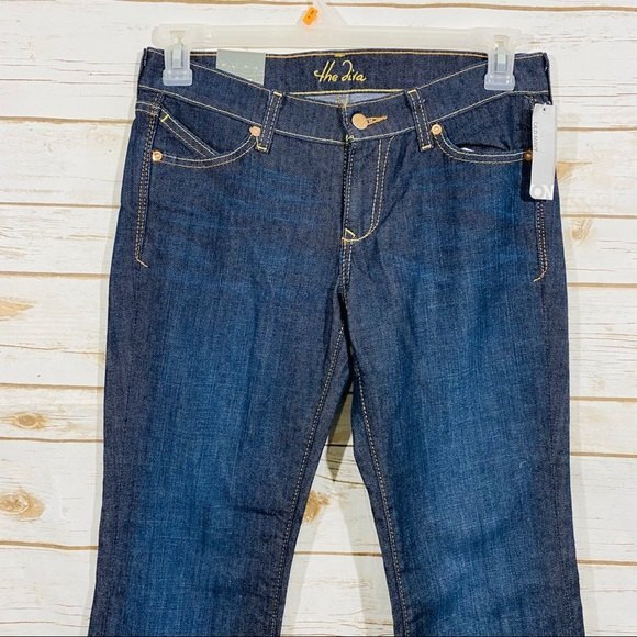 Old navy the diva women's lowest rise boot cut short jeans size 4 short - Picture 2 of 6